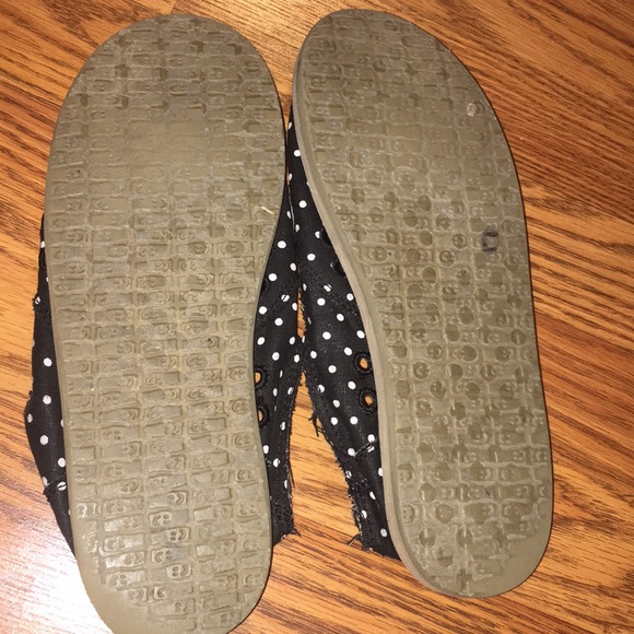 Polka dot Sanuks - Picture 3 of 3